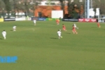 这球漂亮!刘凯源弧顶处左脚低射破门,U16国足1-0领先秘鲁
